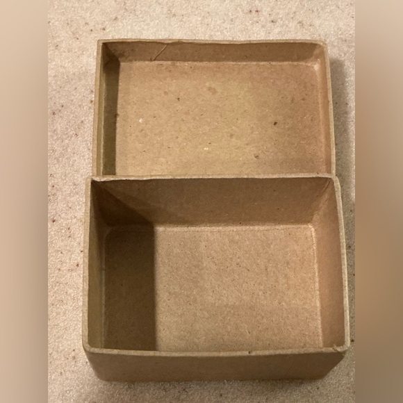 Cute Beaded Snowman Treasure Box - Picture 3 of 3